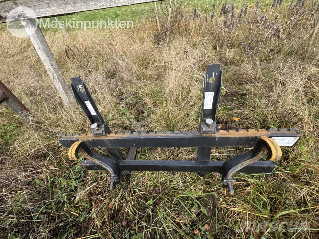 John Deere 5075 E Tractores