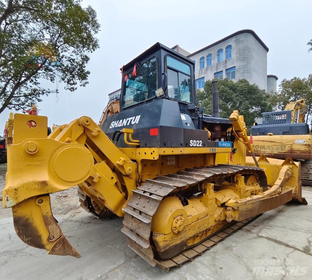 Shantui SD 22 Buldozer sobre oruga