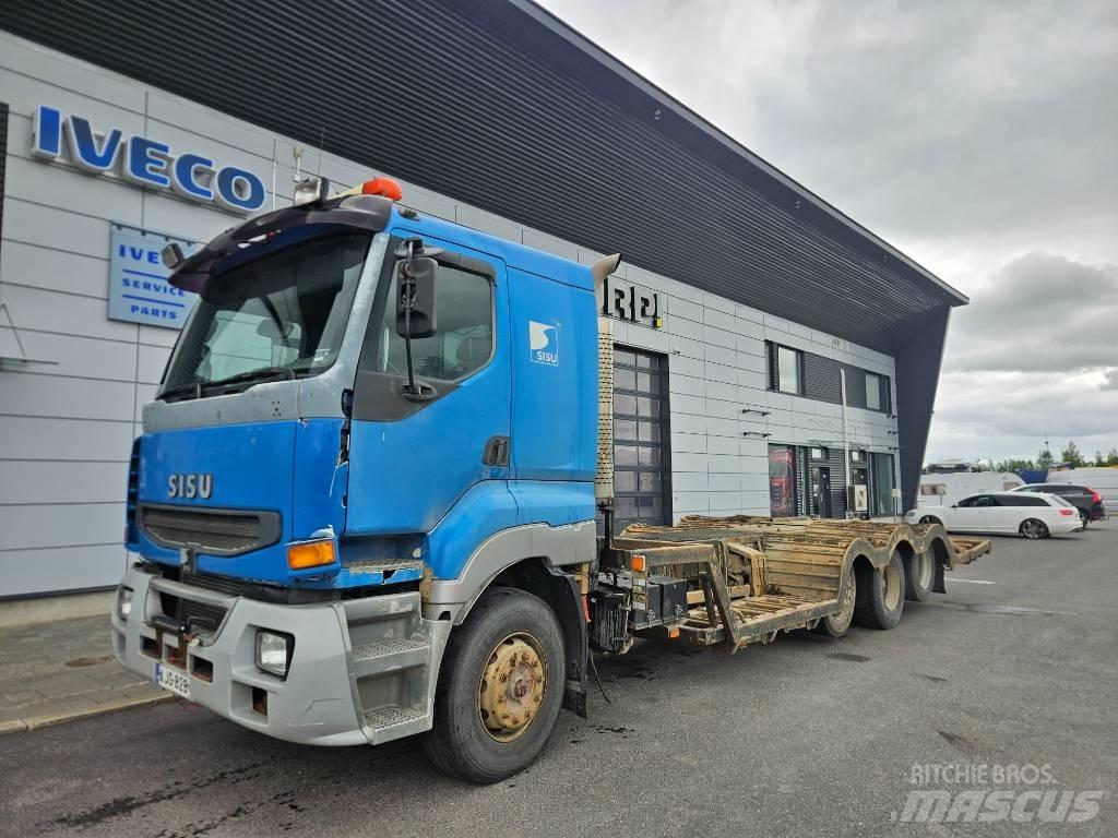 Sisu E12 8x2 Camiones de transporte de maquinaria forestal