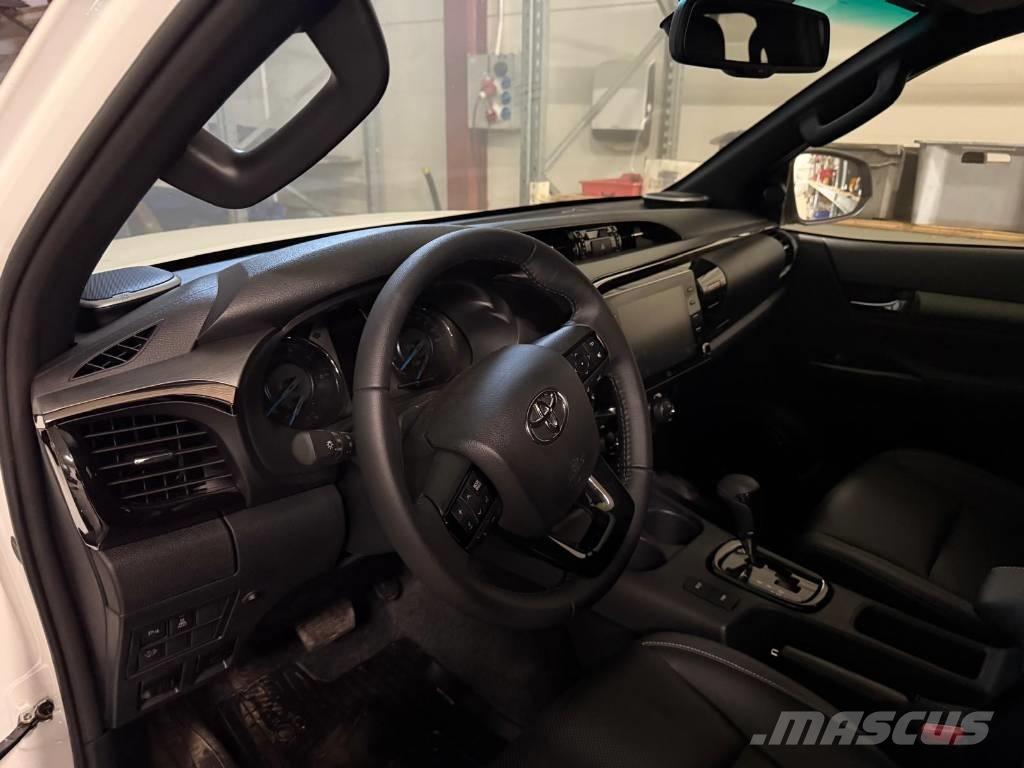 Toyota Hilux 2.8D Furgonetas /Furgón