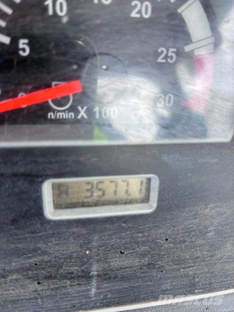 CAT 432 F Retrocargadoras