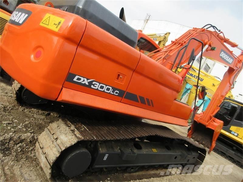 Doosan DX 300 Excavadoras de cadenas