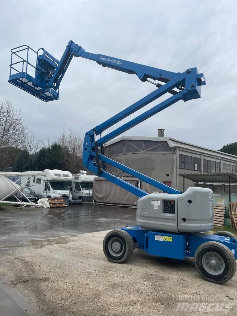 Genie Z 45/25 DC Plataforma de trabajo articulada