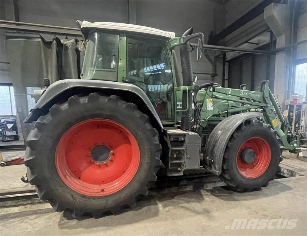 Fendt 820 Vario Tractores