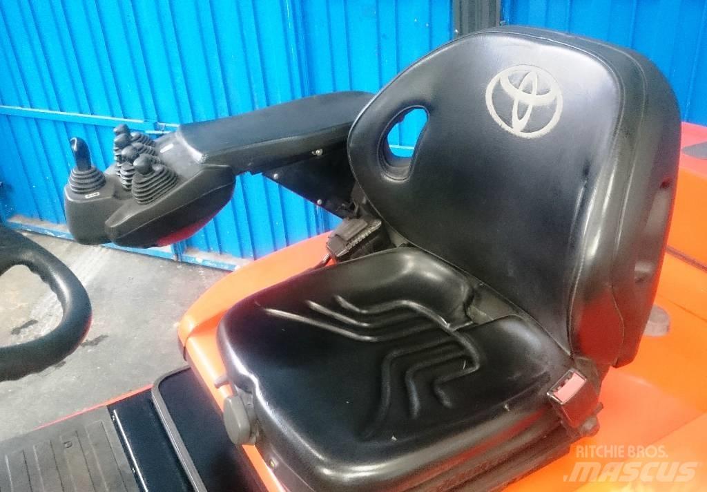 Toyota 7 FBMF 30 Carretillas de horquilla eléctrica