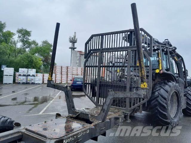 Valtra N153 Tractor forestal