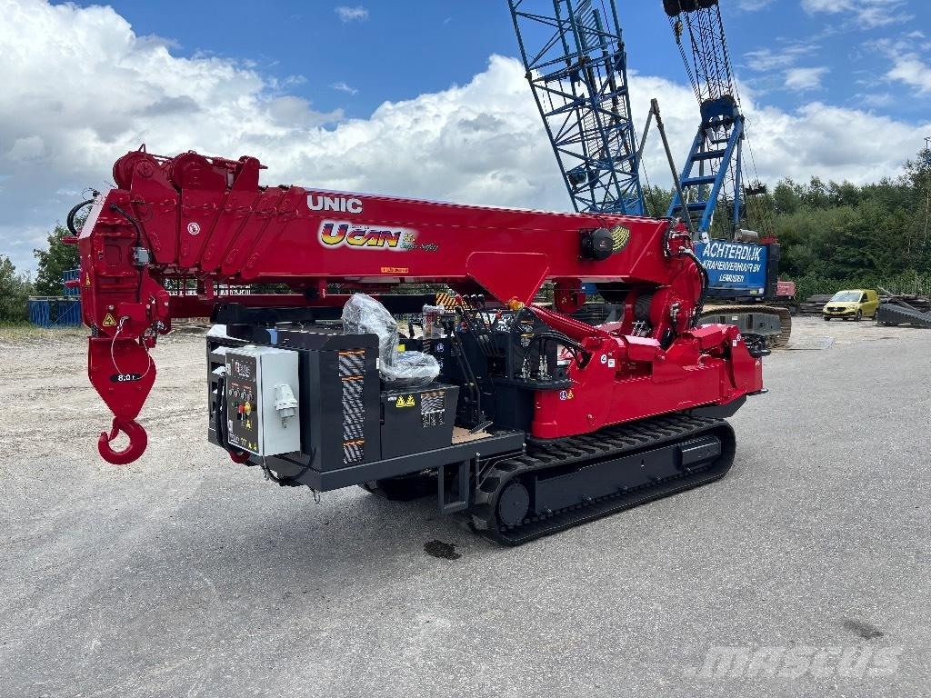 Unic URW 806 Grúas autopropulsadas