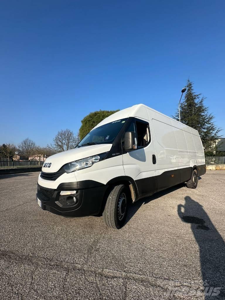 Iveco Daily 35 S16 Furgonetas /Furgón