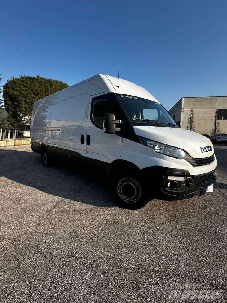 Iveco Daily 35 S16 Furgonetas /Furgón