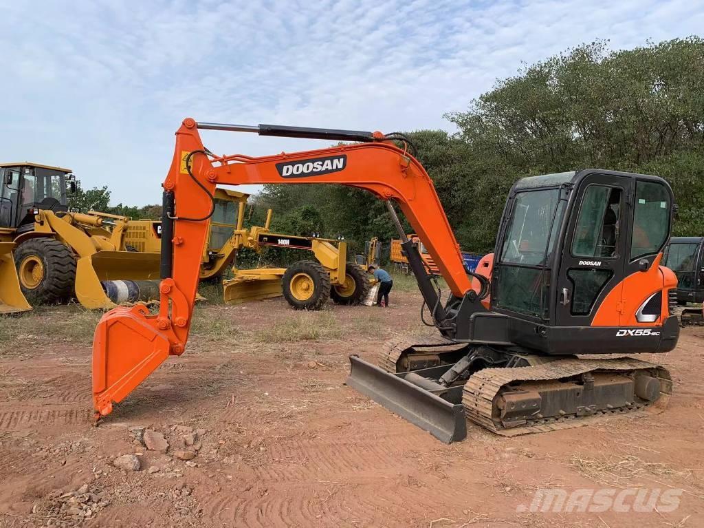 Doosan DX 55 Mini excavadoras < 7t