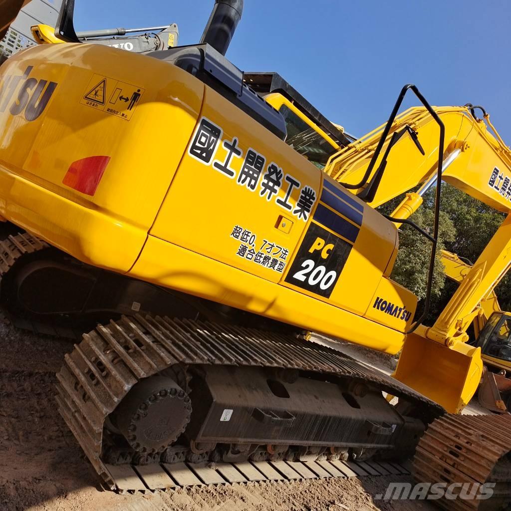 Komatsu PC 200-8 Excavadoras de cadenas
