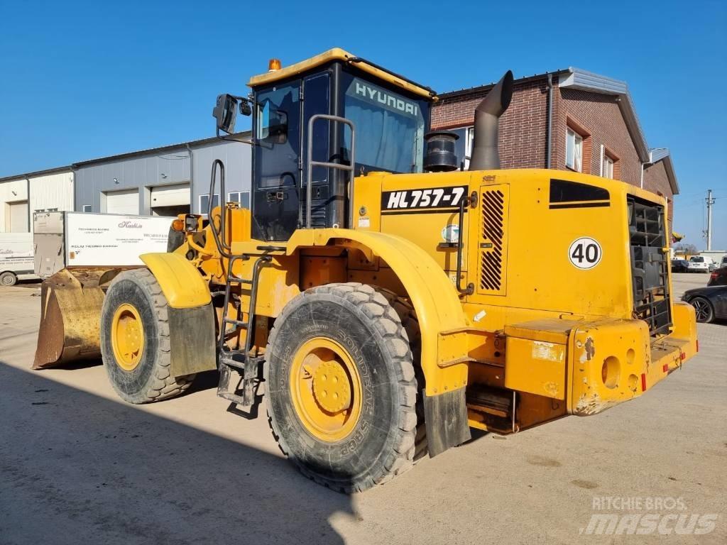 Hyundai HL 757-7 Cargadoras sobre ruedas