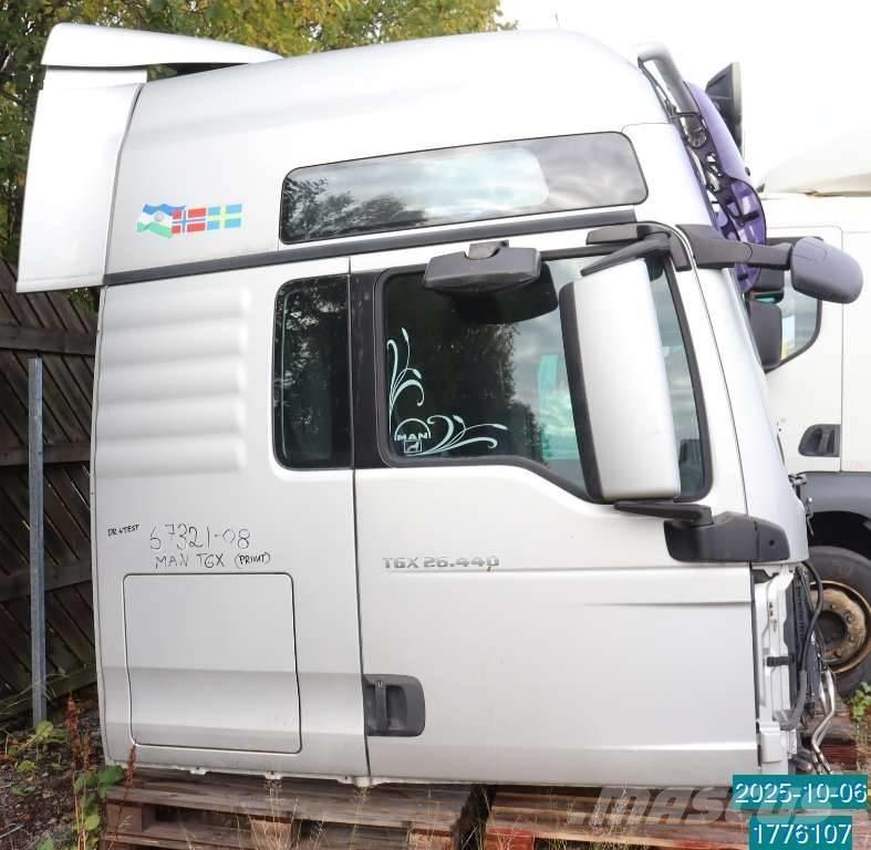 MAN TGX 26.440 Cabinas e interior