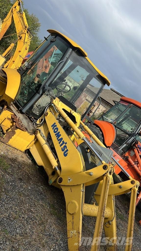 Komatsu WB 93 R Radiadores