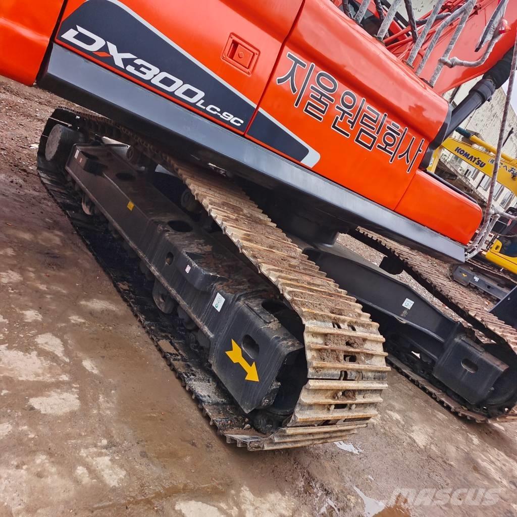 Doosan DX 300LC Excavadoras de cadenas