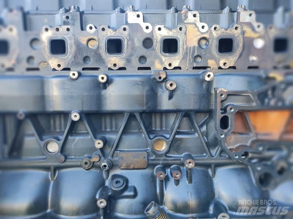 MAN D2066 440 hp Motores