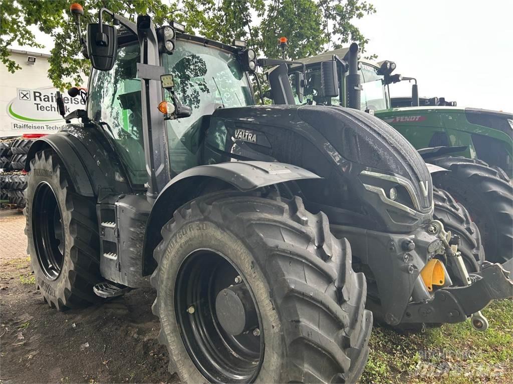 Valtra T 235 D Tractores