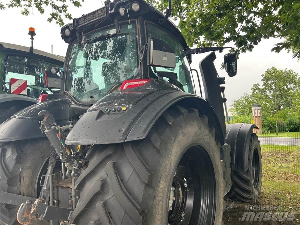 Valtra T 235 D Tractores