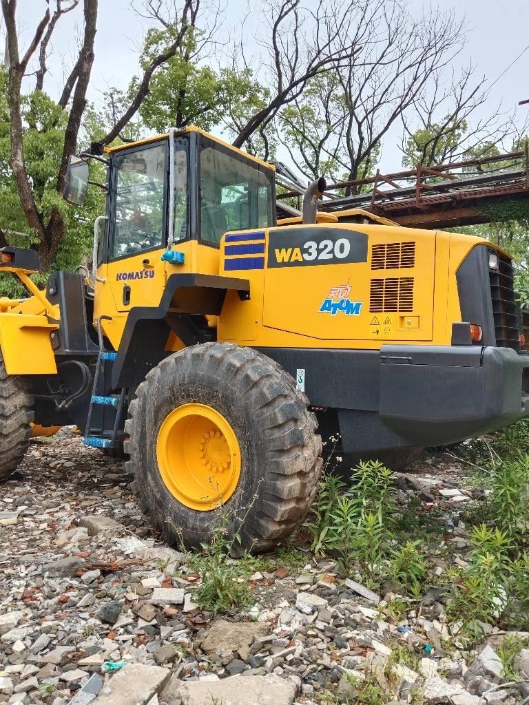 Komatsu WA320-5 Cargadoras sobre ruedas