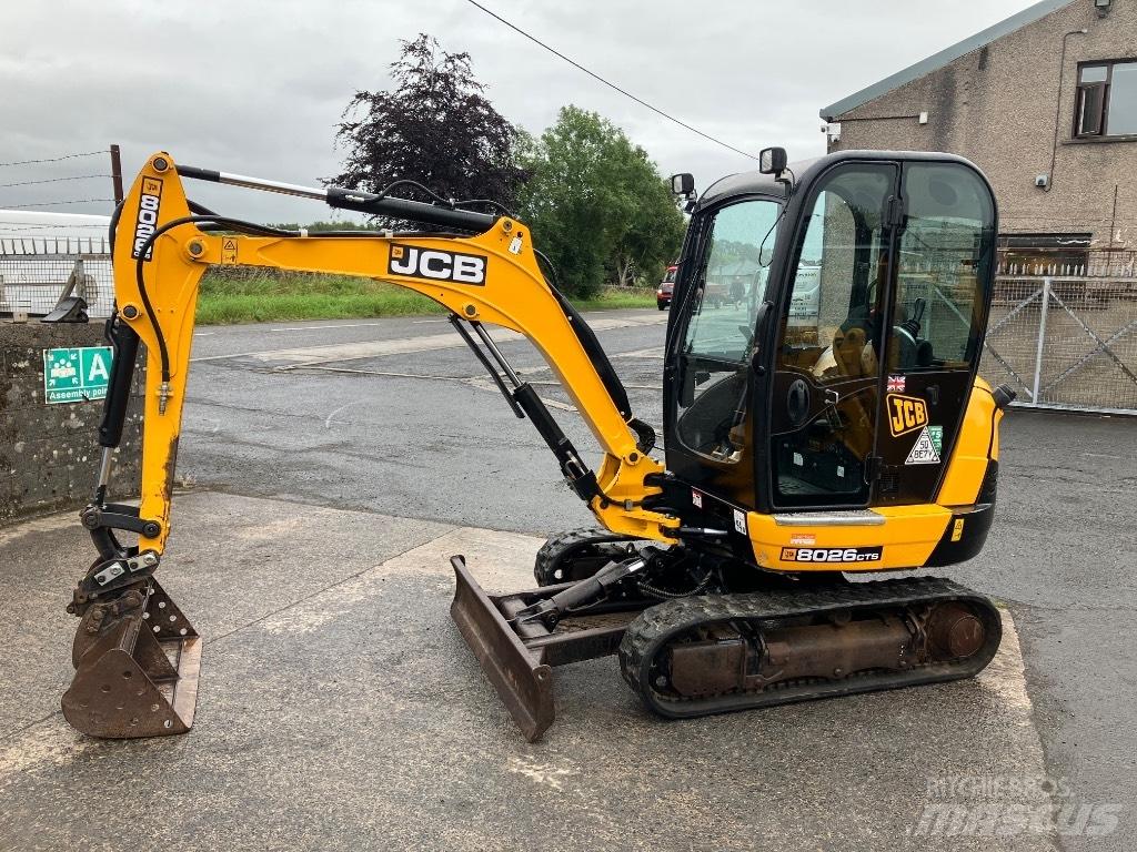 JCB 8026 CTS Mini excavadoras < 7t