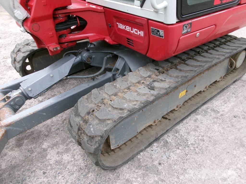 Takeuchi TB 240 Mini excavadoras < 7t