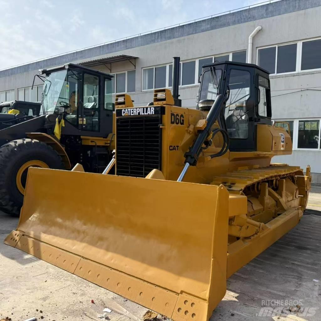 CAT D 6 G Buldozer sobre oruga