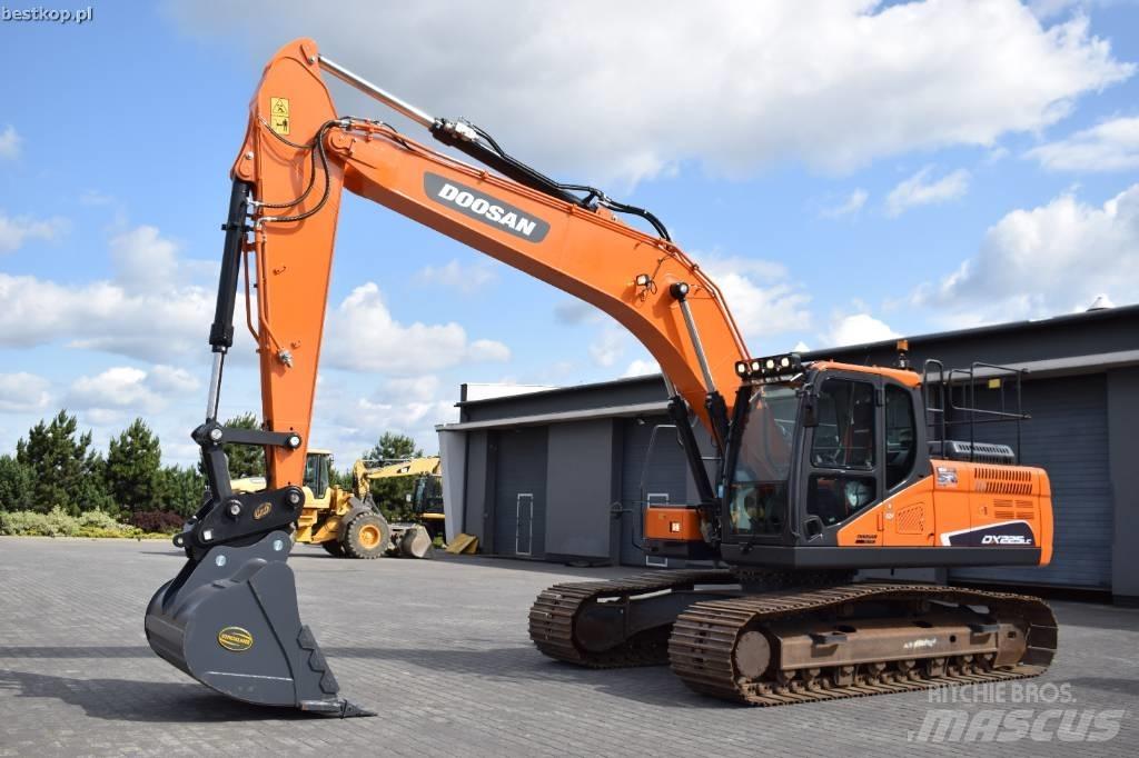 Doosan DX 225 LC-5 Excavadoras de cadenas