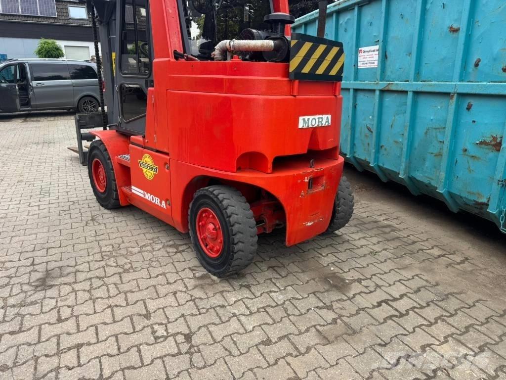 Mora M 85 C Carretillas diesel