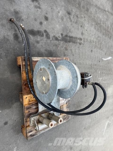 Woma USED WINCH Accesorios y repuestos para equipos de perforación