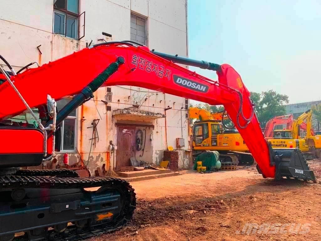 Doosan DX 340 LCA Excavadoras de cadenas