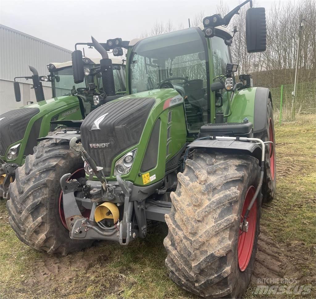 Fendt 724 Vario Tractores