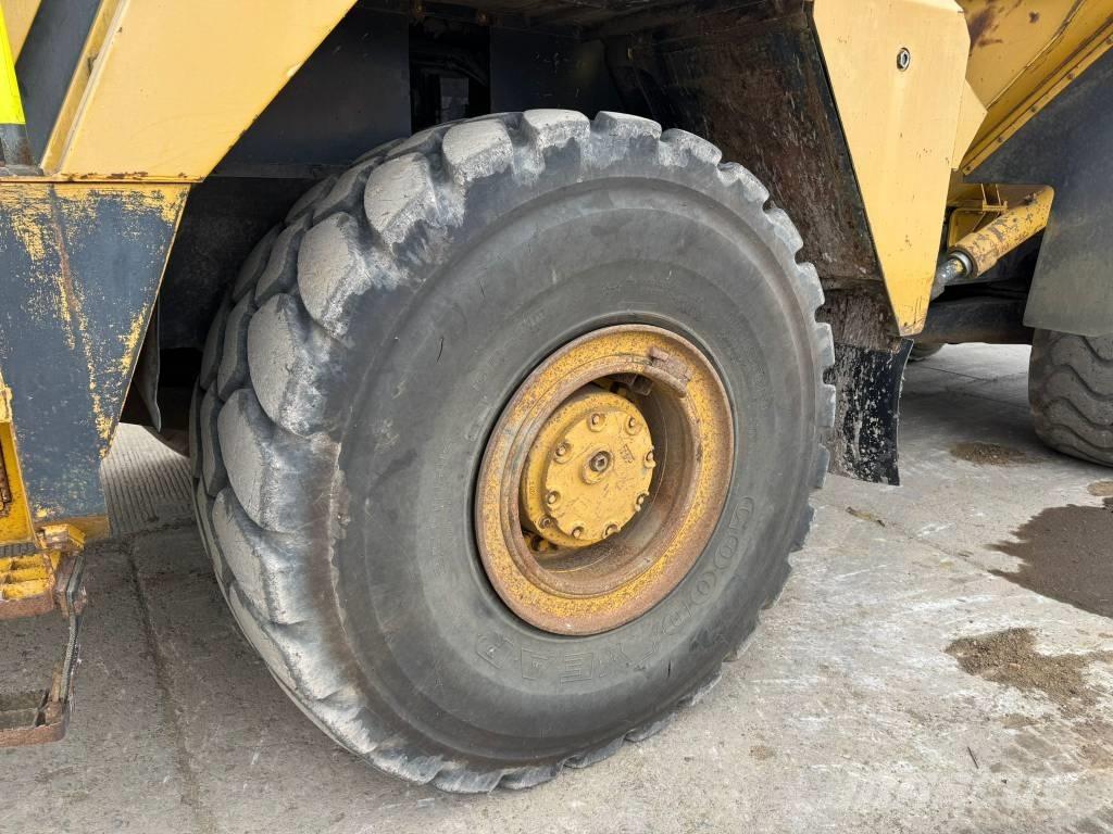 Komatsu HM 350-1 Dúmpers articulados
