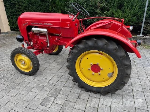 Porsche Junior 108 Tractores