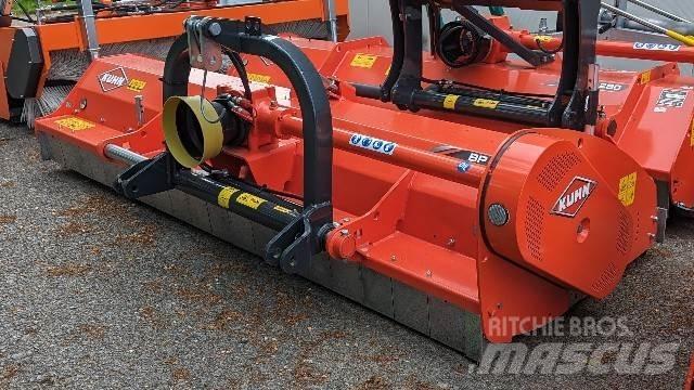 Kuhn BP 28 Segadoras y cortadoras de hojas para pastos