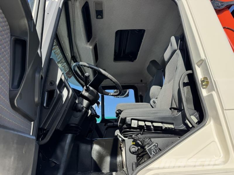 MAN 19.364 FAC Camiones grúa