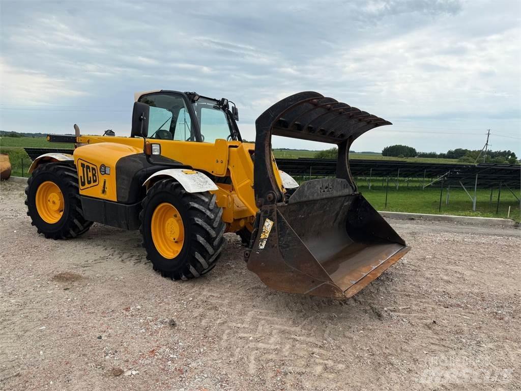 JCB  Carretillas telescópicas