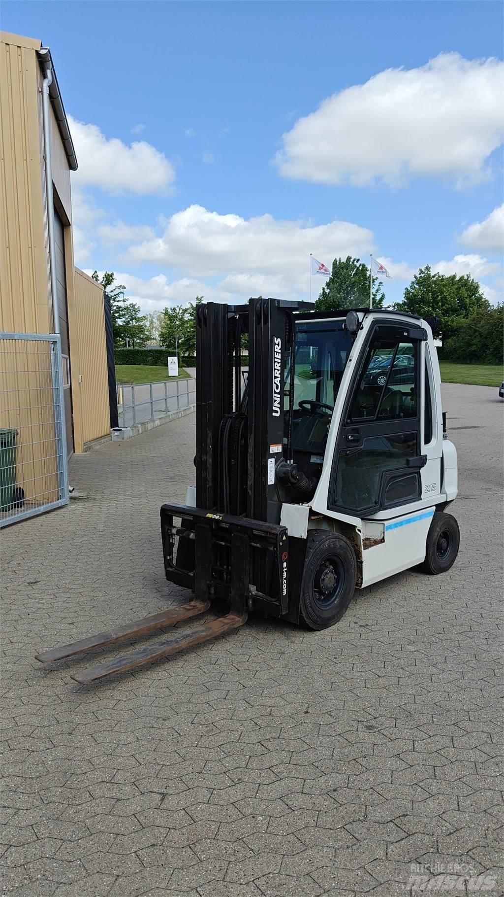 UniCarriers DX20 Carretillas LPG