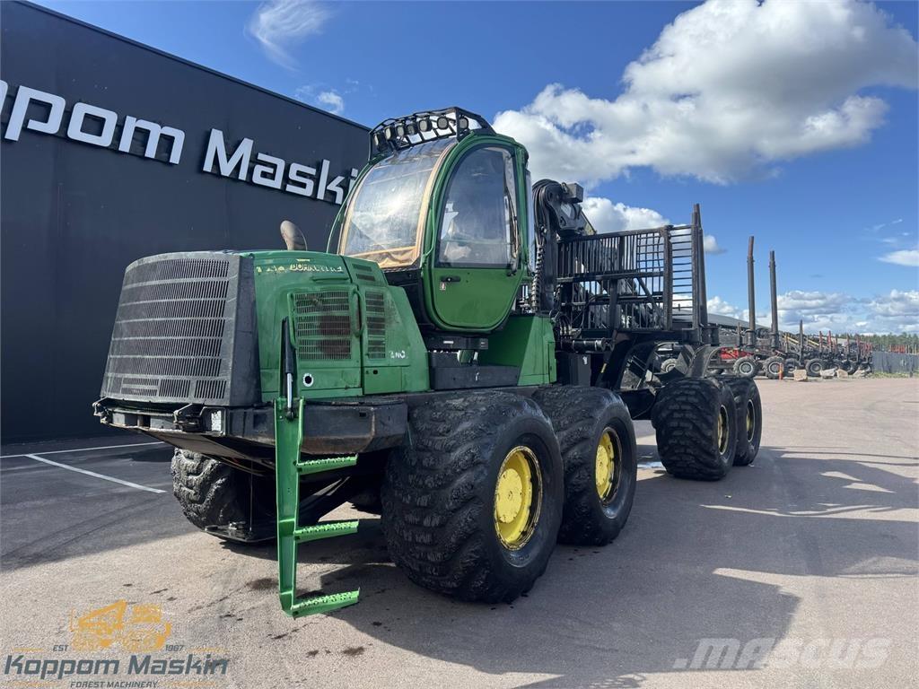 John Deere 1910E Autocargadoras