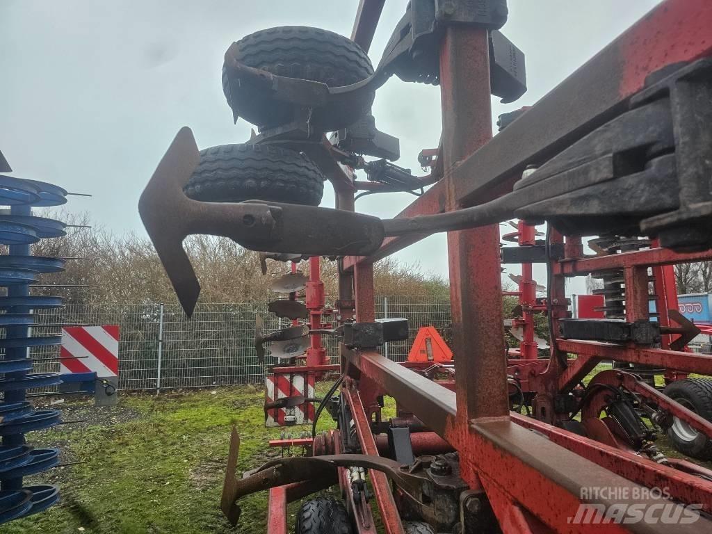 Horsch Terrano 8 FG Gradas