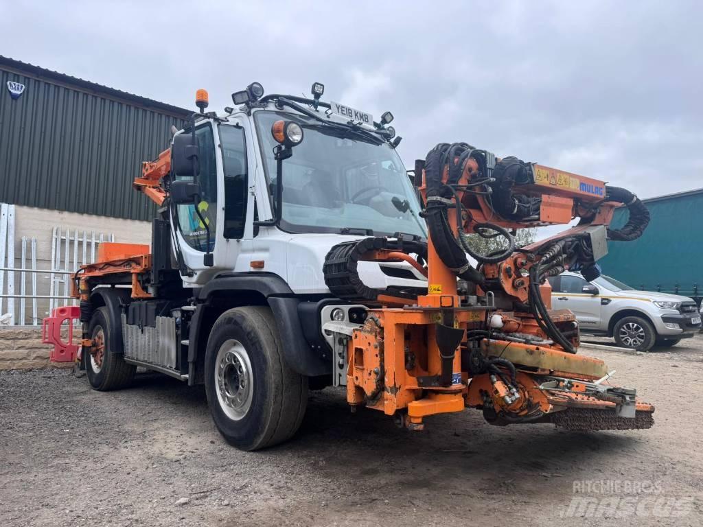 Mercedes-Benz Unimog Jardinería - Otros