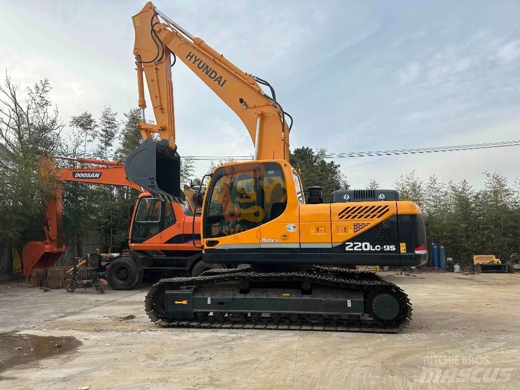 Hyundai R220 Excavadoras de cadenas