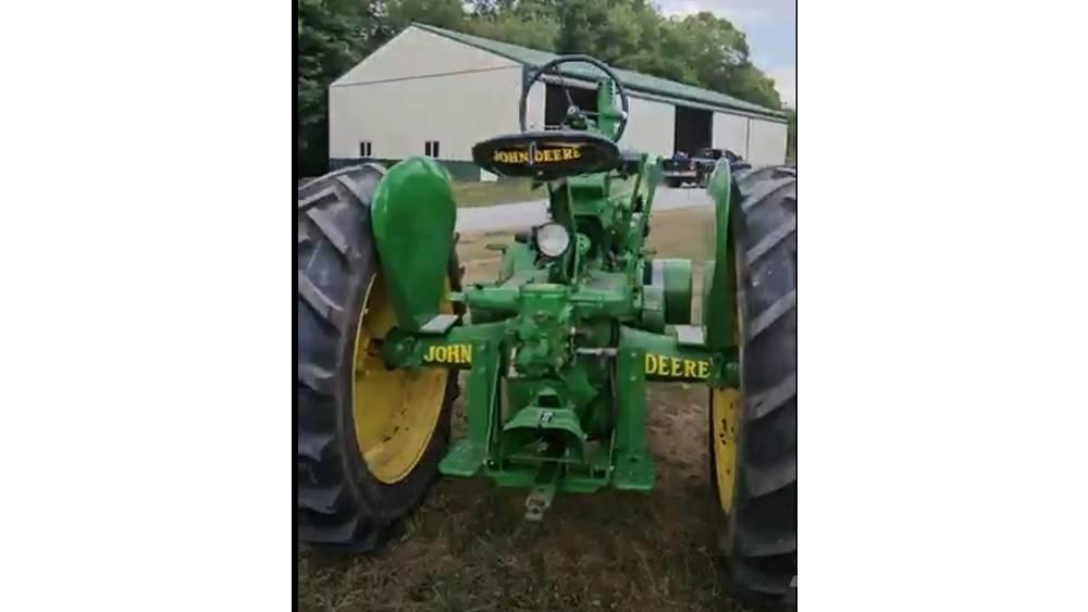 John Deere A Tractores