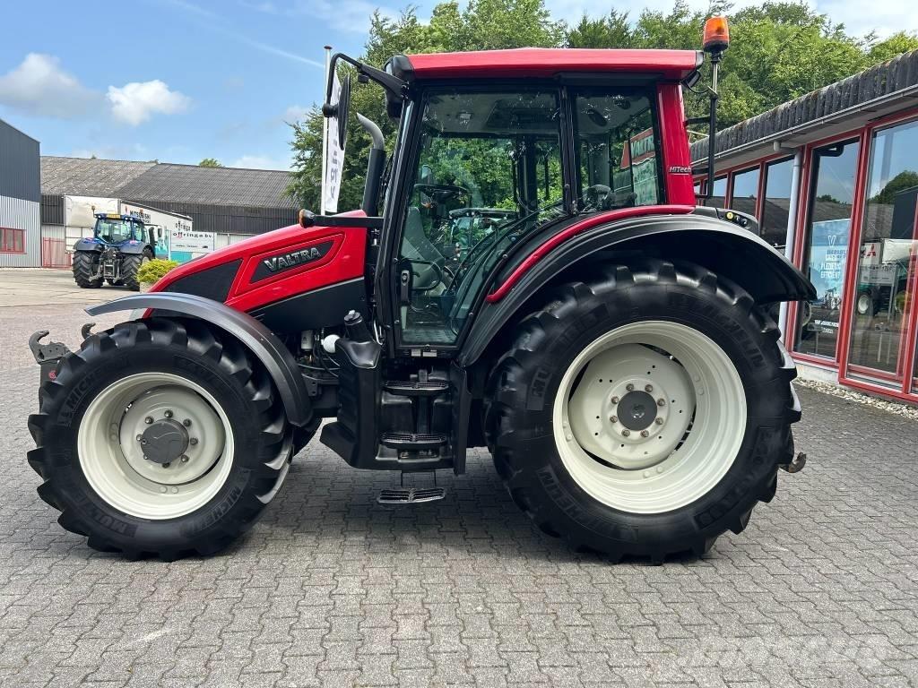 Valtra N 93 Tractores