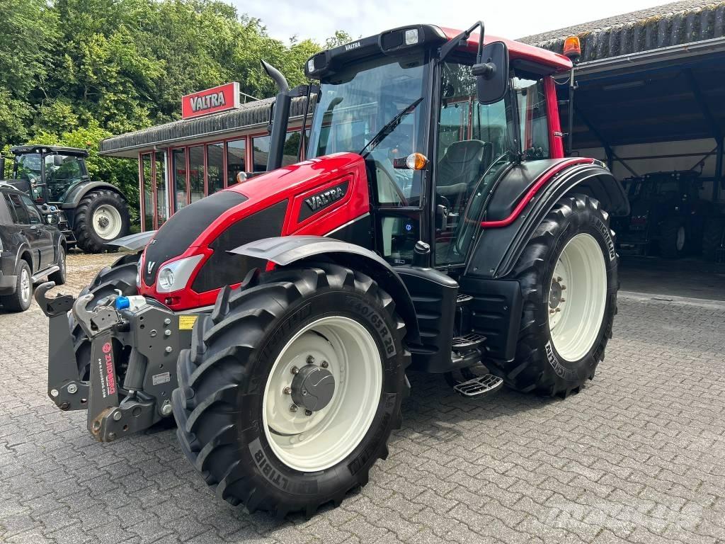 Valtra N 93 Tractores