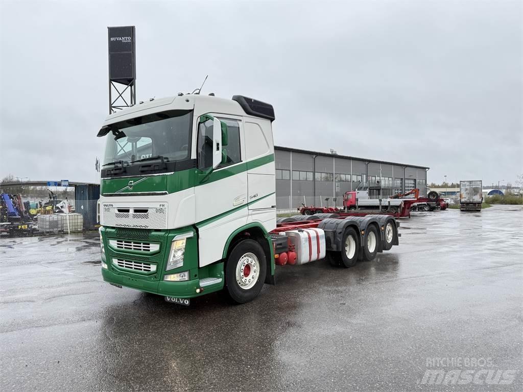 Volvo FH540 8x4 Camiones polibrazo