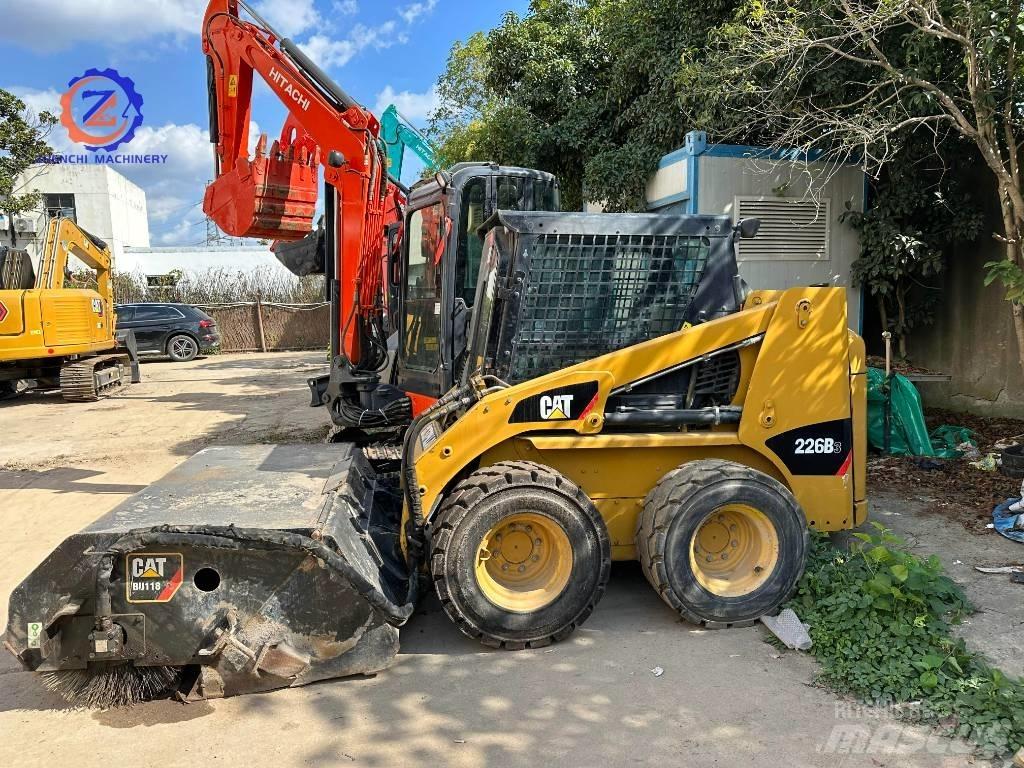 CAT 226 B Minicargadoras