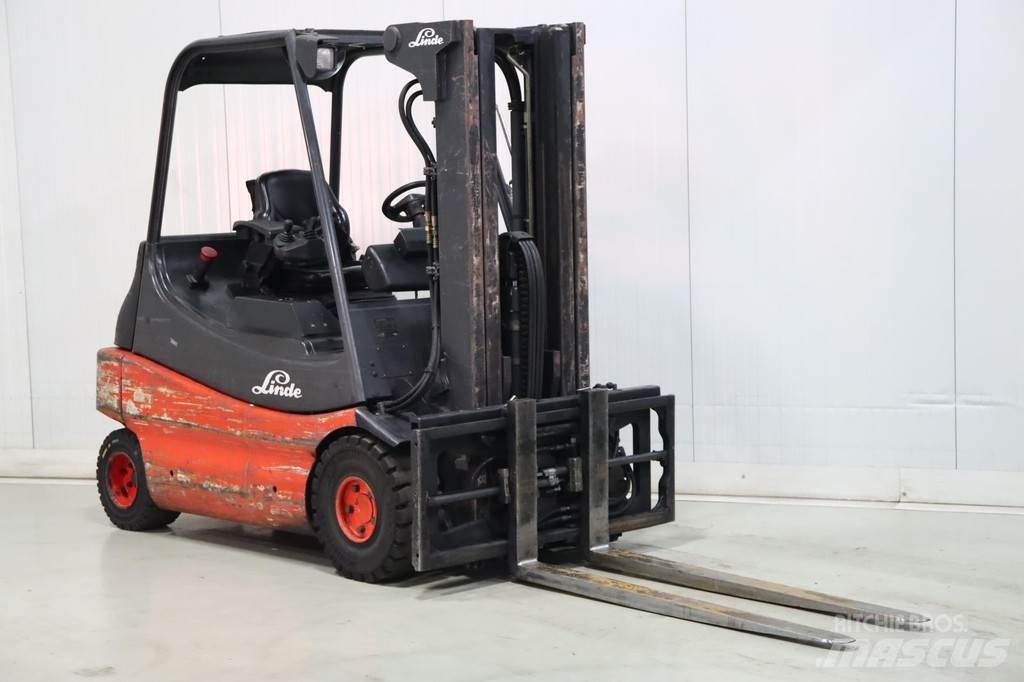 Linde E30-02 Carretillas de horquilla eléctrica