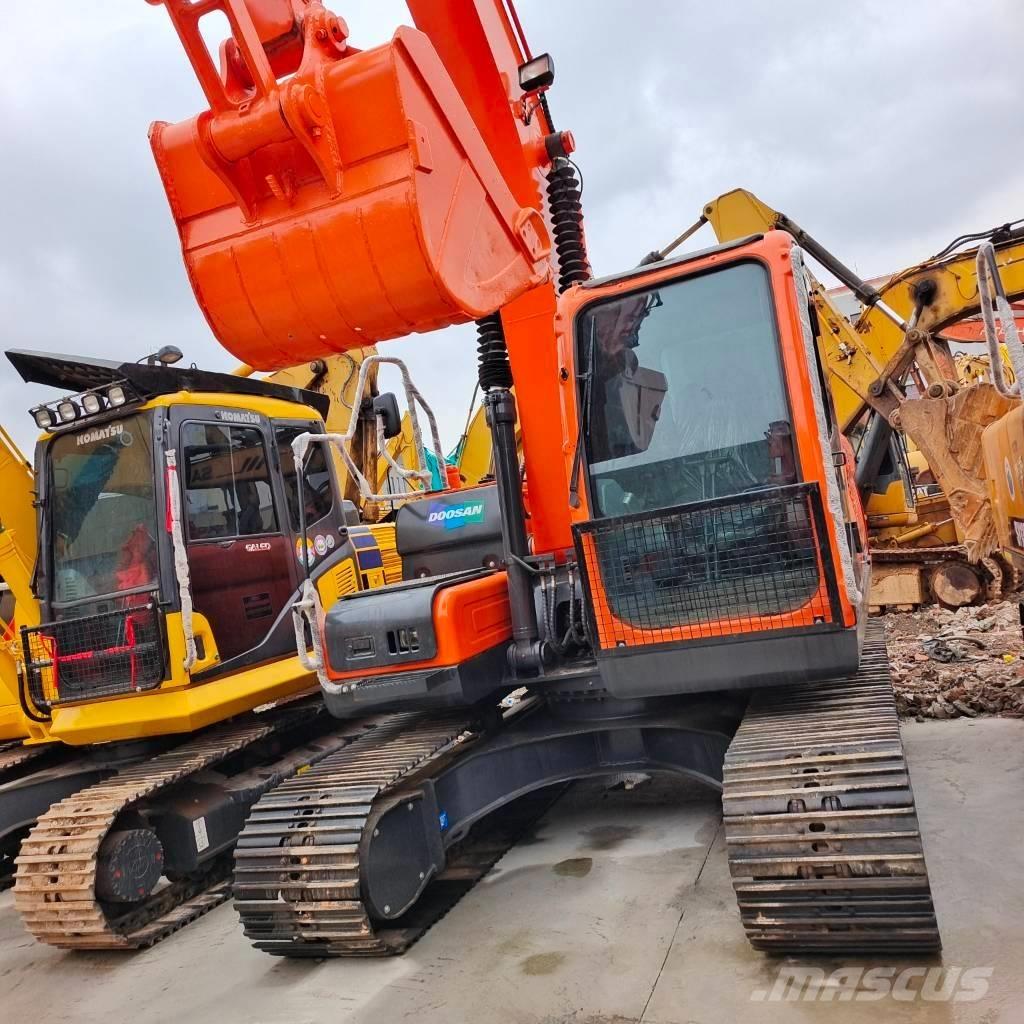 Doosan DX 150 LC Excavadoras de cadenas