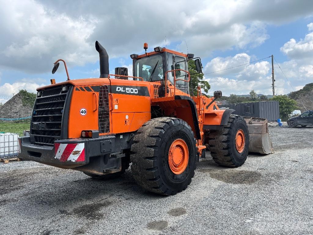 Doosan DL 500 Cargadoras sobre ruedas