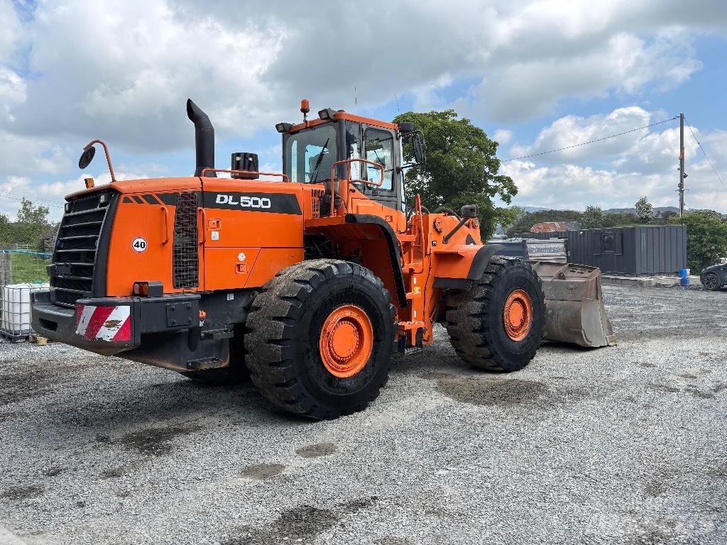 Doosan DL 500 Cargadoras sobre ruedas